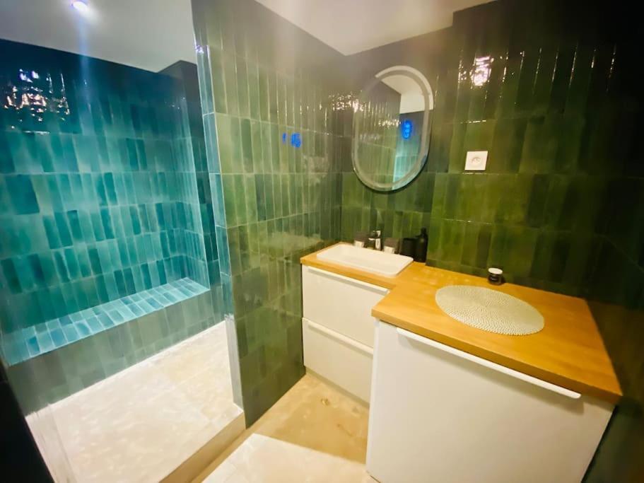 "Le Refuge" Duplex Quartier Haut, Climatise Сет Екстериор снимка